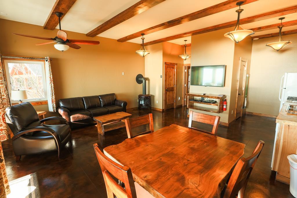 Baycrest Lodge Гомер Екстер'єр фото